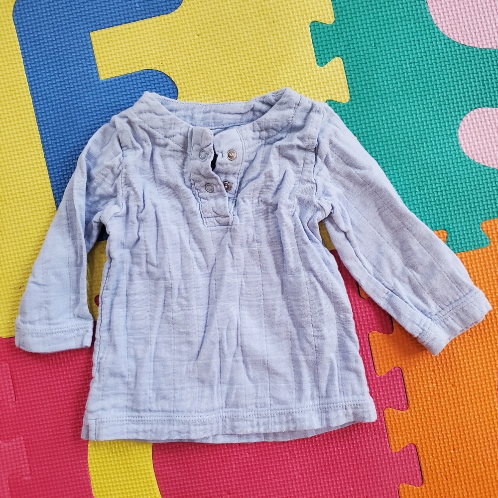 Aden + Anais blue muslin top, size 0-3 months